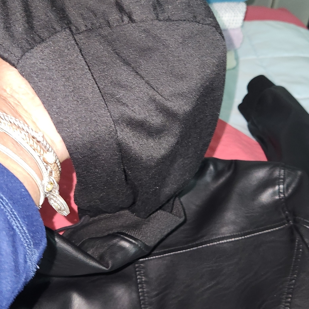 Levi's Black Leather Hooded Bomber Jacket - Picture 3 of 12